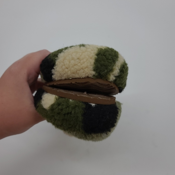 Steve Madden Vesa Camo Fux Shearling Mule Slides - Picture 6 of 8